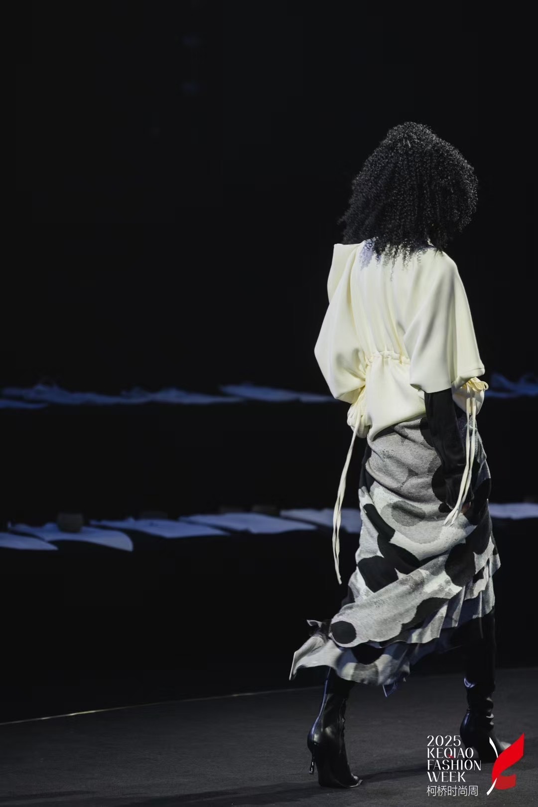 柯桥时尚周 2025 / KEQIAO FASHION WEEK · LOOK 01